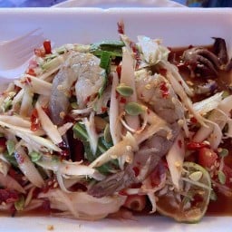 ส้มตำร้อยเอ็ด  ( ตลาดบ้านสวน )