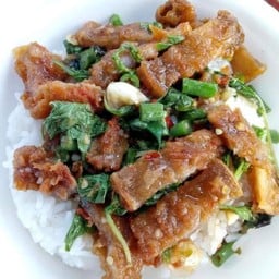 ร้านน้องจูเนียร์ ข้าวมันไก่&สายบันเทิง