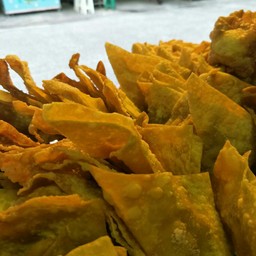 เกี๊ยวทอดไส้ไก่