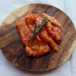 อกไก่หมักซอสเกาหลี