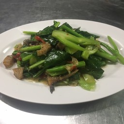 ผัดคะน้า