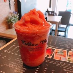 สตรอเบอร์รี่สมูธตี้