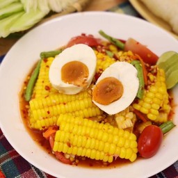 ตำข้าวโพดไข่เค็ม