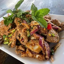 น้องดาว อาหารตามสั่ง ลาบก้อย ก๋วยเตี๋ยวไก่มะระ