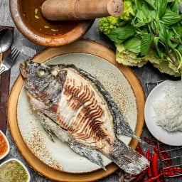 ปุ๊กปลาเผาราชวัตร ราชวัตร