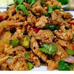 ก้อยหมูสุก