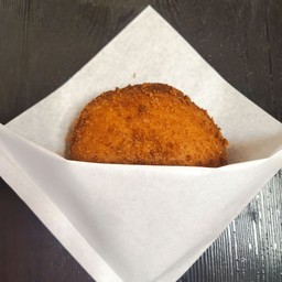 โดนัทเคอรี่หมู