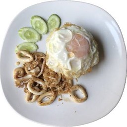 ข้าวหมึกกระเทียม Garlic Squid