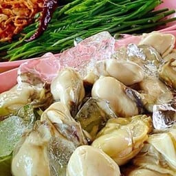 หอยนางรมทรงเครื่อง