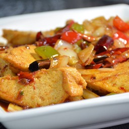 เต้าหู้ทอดทรงเครื่อง家常豆腐