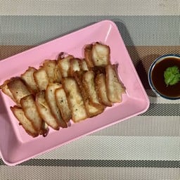 หมูแดงจานใหญ่