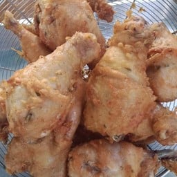 ส้มตำเเซบเเซ่บ