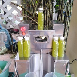 น้ำอ้อยปริญญา(ครูแจ้)