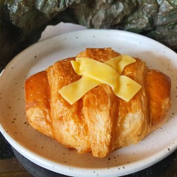 ครัวซองไส้กรอก