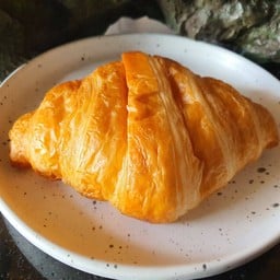 ครัวซองเนยสด