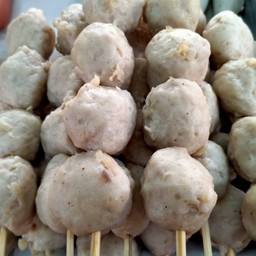 ลูกชิ้นเอ็นหมู