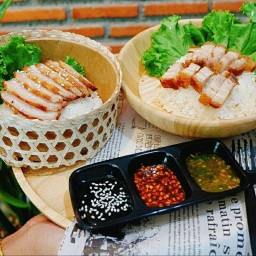หมูกรอบจักรพรรดิ หมูกรอบโฮมเมด
