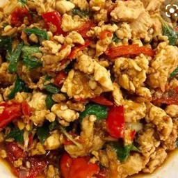 ข้าวราดกะเพราไก่