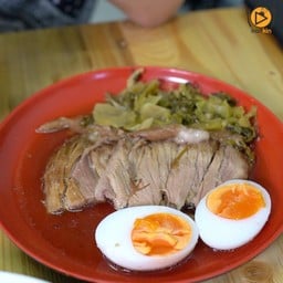 ขาหมูดำเนิน@โพธาราม