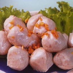 ลูกชิ้นกลมลวกจิ้ม
