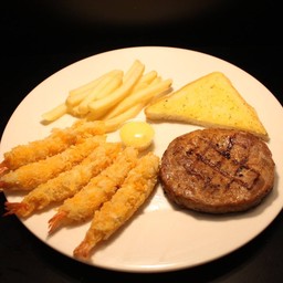 กุ้งตอปิโดทอด + หมูพริกไทยดำ