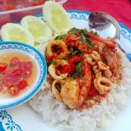 ข้าวไข่เจียวตามสั่ง ตลาดหลักเมือง