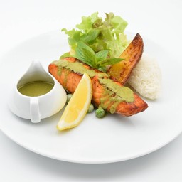 แซลมอนสเต๊กเขียวหวาน