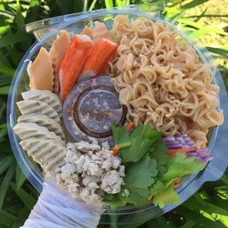 ส้มตำ ยำ แซ่บซี้ด มังกรทอง