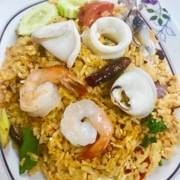 ข้าวผัดต้มยำ