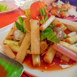 ตำสายบัวกุ้งสด