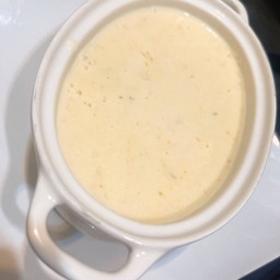 ซุปเห็ดน้ำข้น คู่กับขนมปังกระเทียม อร่อย!!