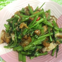 เจ๊ไพ ต้มยำหัวปลา