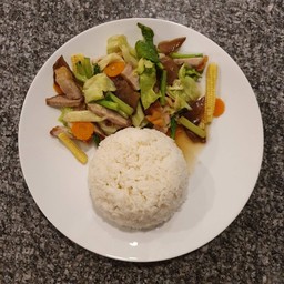 ผัดผักรวมมิตร