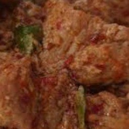 พริกแกงเนื้อราดข้าว