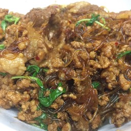 (กับข้าว) กะเพราหมูสับวุ้นเส้น