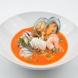 มาม่าหม้อไฟทะเล