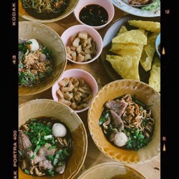 ก๋วยเตี๋ยวเรือเนื้อ