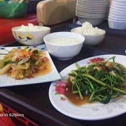 ร้านข้าวต้ม 62 บ๊อก