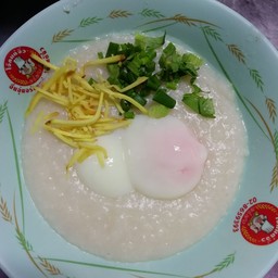 โจ๊กเปล่า, ไข่ลวก