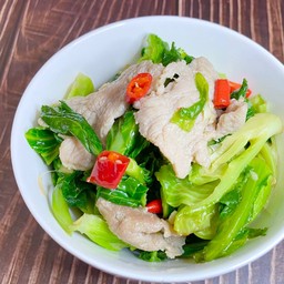 ผัดผักแขนง