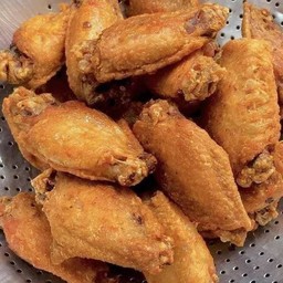 ปีกไก่ทอดน้ำปลา