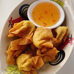 เกี๊ยวหมูทอดกรอบ