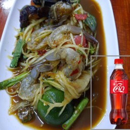 [อร่อยซ่ากับโค้ก] ส้มตำกุ้งสด และ โค้ก 450ml