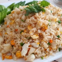 Yai-Ya ข้าวผัดปู อาหารอิสลาม