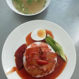 ข้าวหมูแดง