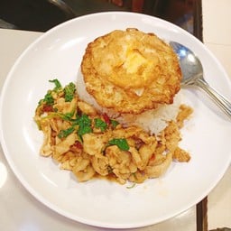 กระเพราไก่+ไข่ดาว