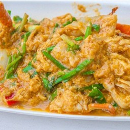 ผัดผงกระหรี่ กับข้าว