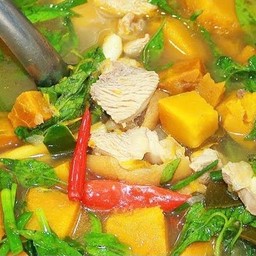 แกงฟักทองใส่ไก่