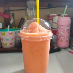 ร้านพี่ปลาน้ำผลไม้ปั่น (หน้าช่อง 7 สี)