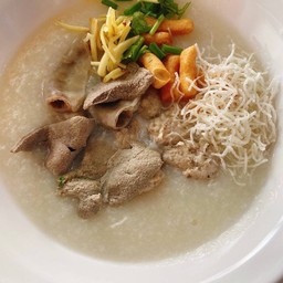 โจ๊กหมู+เครื่องใน